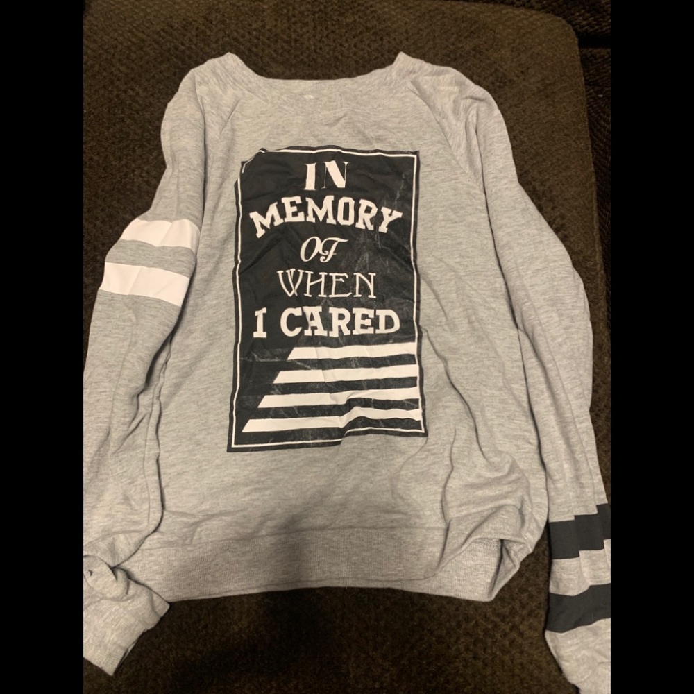 Sweatshirt